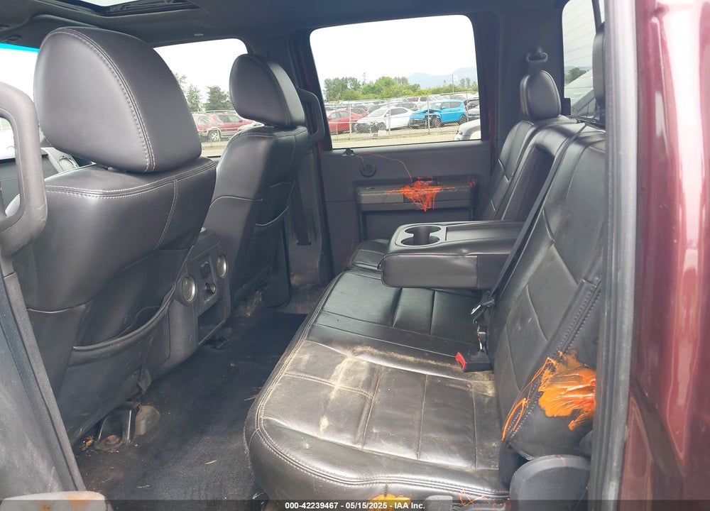 2011 FORD F-350 LARIAT VIN: 1FT8W3BTXBEB51024