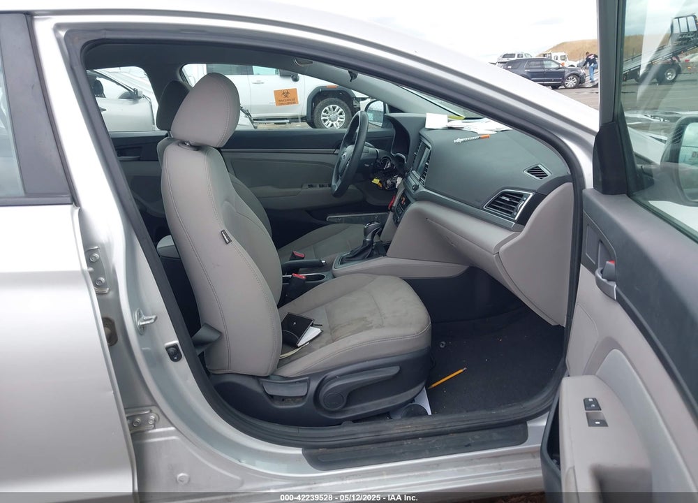 2018 HYUNDAI ELANTRA VIN: 5NPD84LF6JH235976