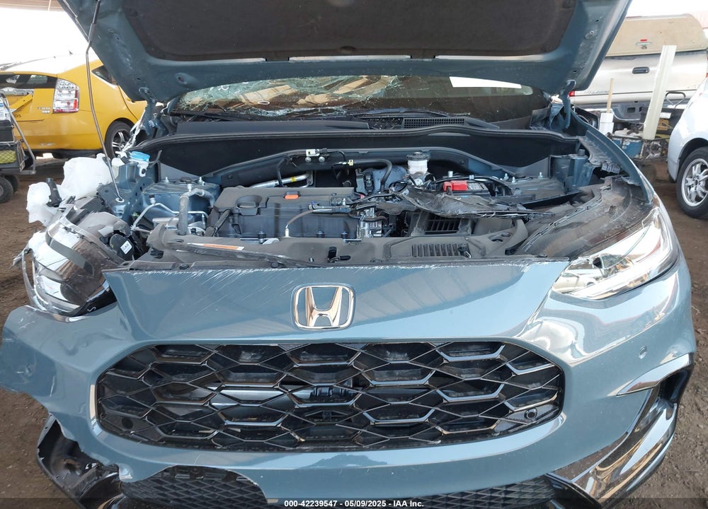 2025 HONDA HR-V VIN: 3CZRZ1H76SM705786