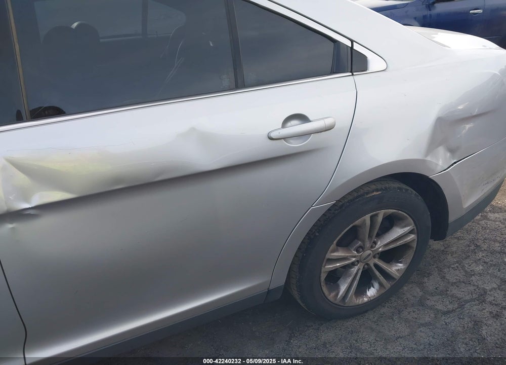 2014 FORD TAURUS VIN: 1FAHP2E82EG132710