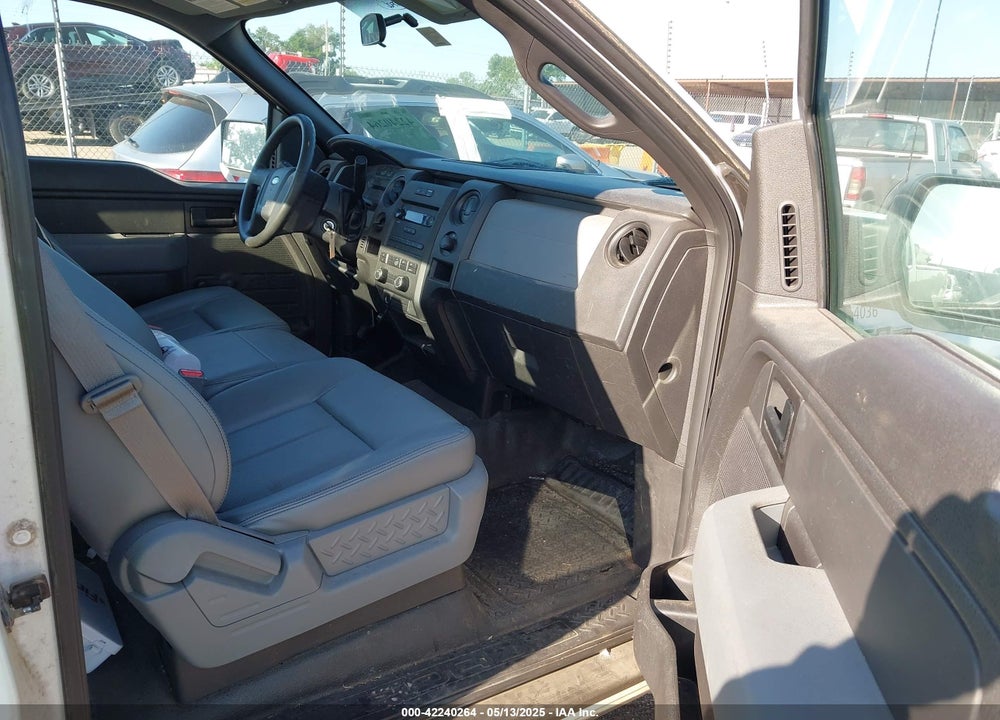 2014 FORD F-150 VIN: 1FTMF1CM9EKE34269