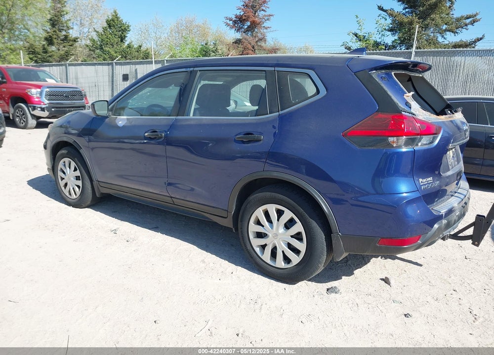 2017 NISSAN ROGUE S VIN: JN8AT2MT8HW138829