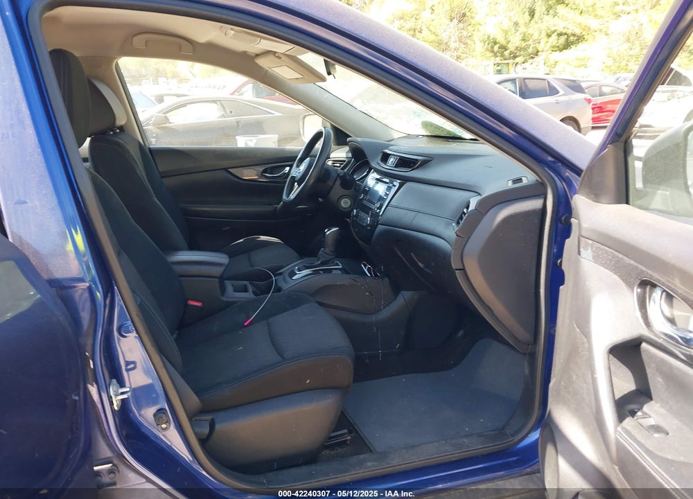 2017 NISSAN ROGUE S VIN: JN8AT2MT8HW138829