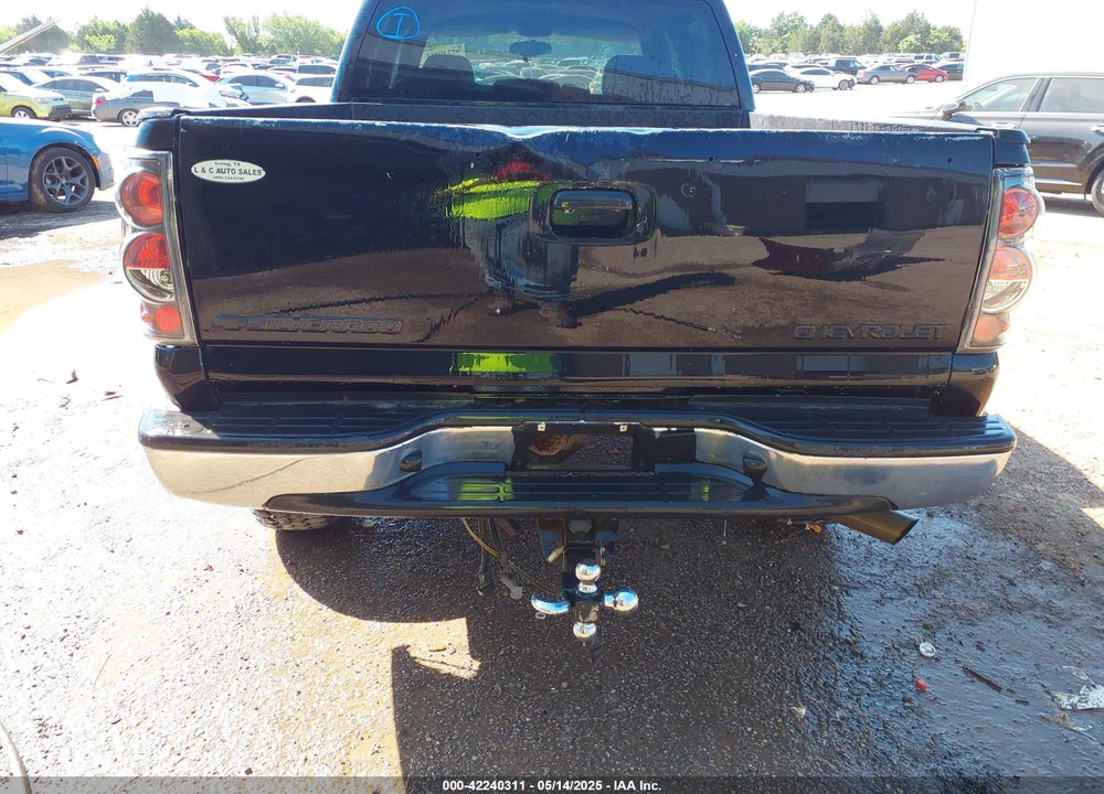 2003 CHEVROLET SILVERADO 2500HD LS VIN: 1GCHC23U63F258156