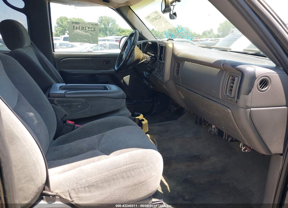 2003 CHEVROLET SILVERADO 2500HD LS VIN: 1GCHC23U63F258156