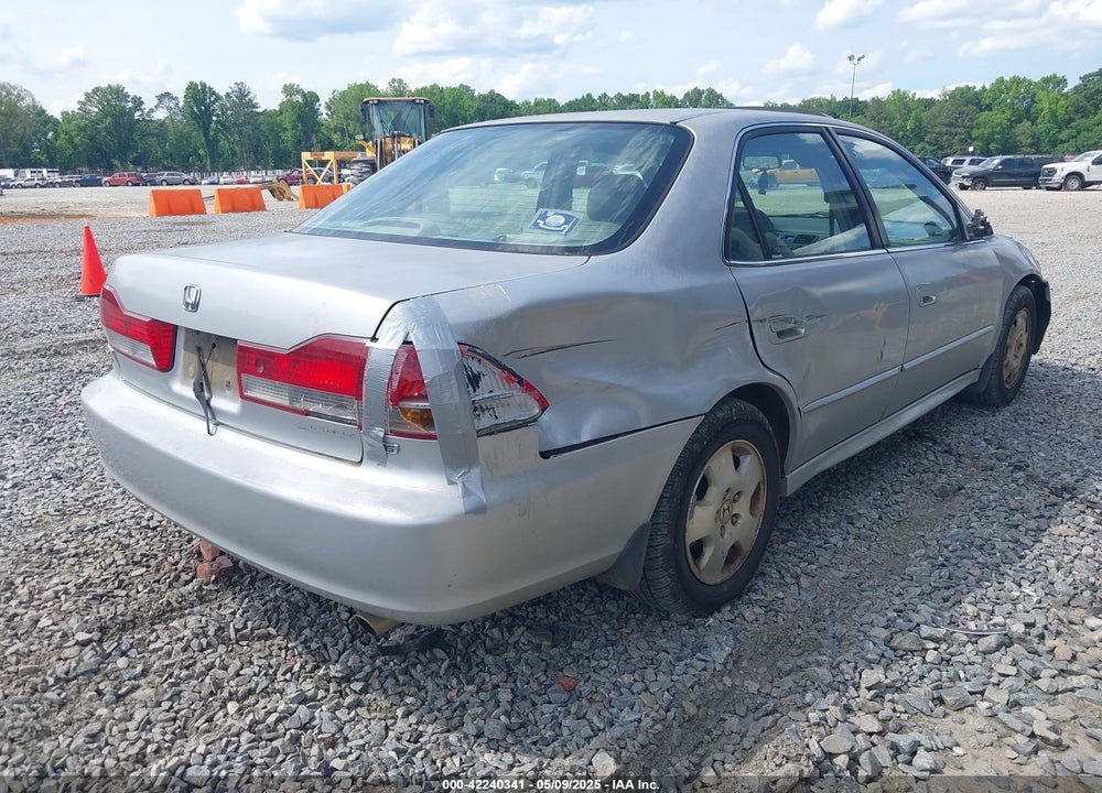 2001 HONDA ACCORD 3.0 EX VIN: 1HGCG16501A059466