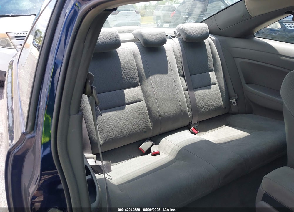 2007 HONDA CIVIC LX VIN: 2HGFG12657H549102