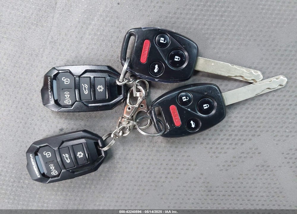 2012 HONDA CIVIC VIN: 2HGFG3A57CH521896