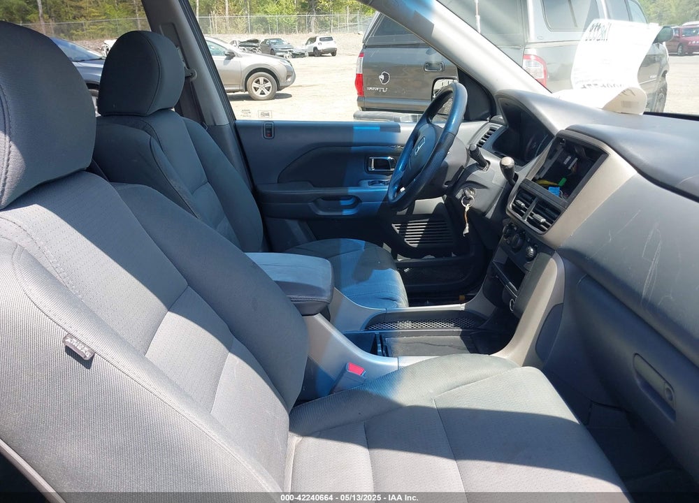 2008 HONDA PILOT VP VIN: 5FNYF18218B011745