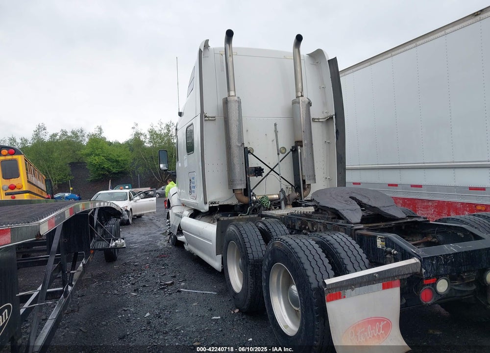 2005 PETERBILT 387 VIN: 1XP7DB9X55D849392