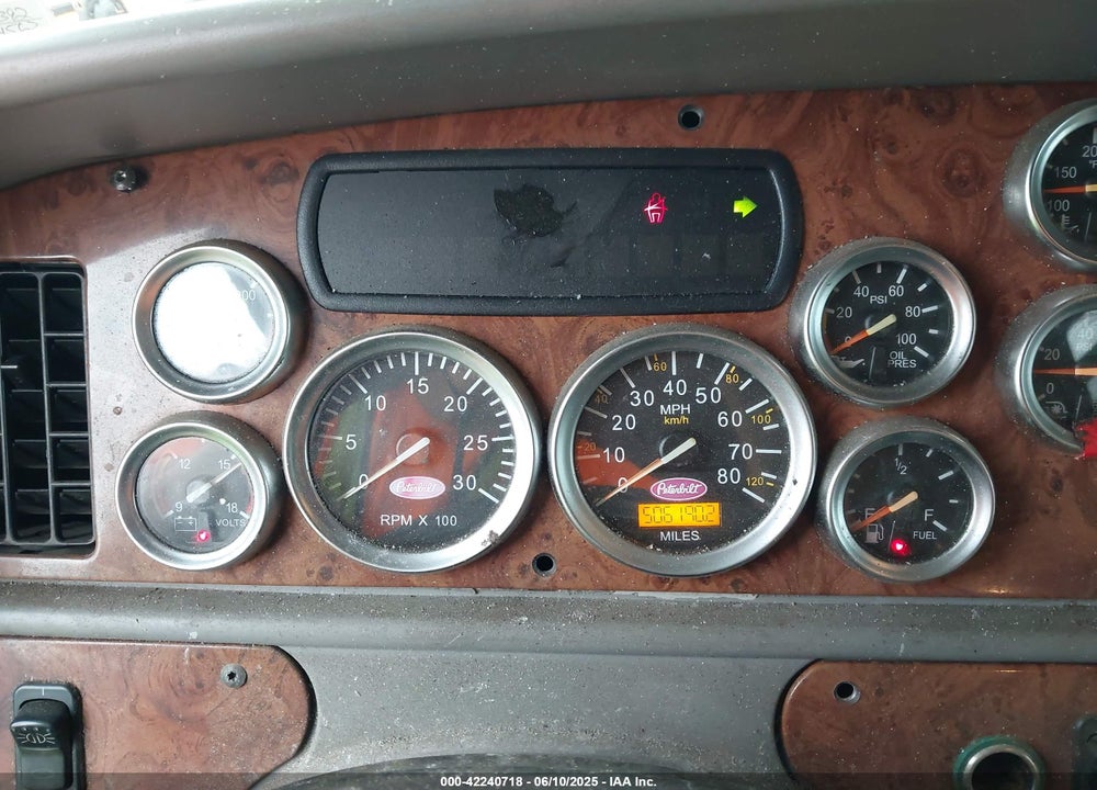 2005 PETERBILT 387 VIN: 1XP7DB9X55D849392
