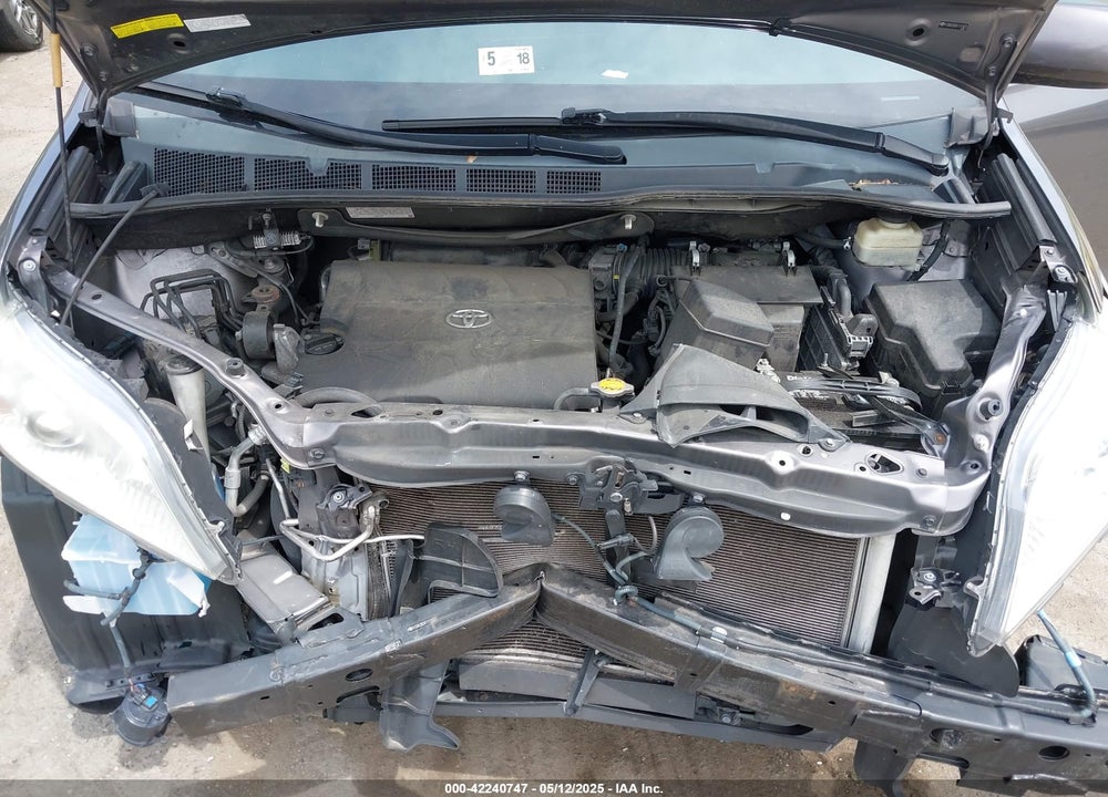 2015 TOYOTA SIENNA XLE PREMIUM 7 PASSENGER VIN: 5TDDK3DC6FS111675