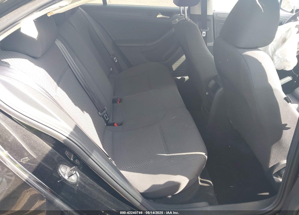 2013 VOLKSWAGEN JETTA VIN: 3VW2K7AJ9DM280634