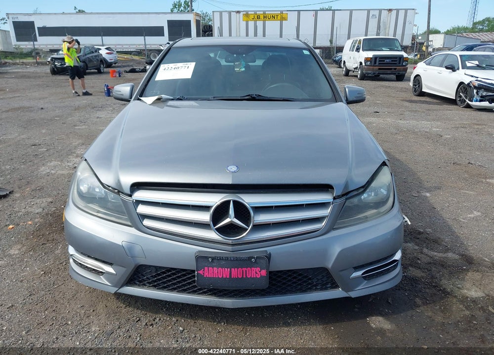 2012 MERCEDES-BENZ C 300 LUXURY 4MATIC/SPORT 4MATIC VIN: WDDGF8BB7CR201054