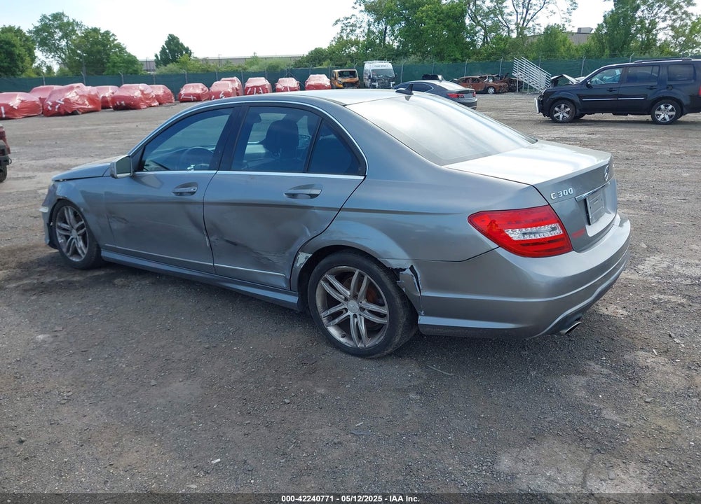 2012 MERCEDES-BENZ C 300 LUXURY 4MATIC/SPORT 4MATIC VIN: WDDGF8BB7CR201054