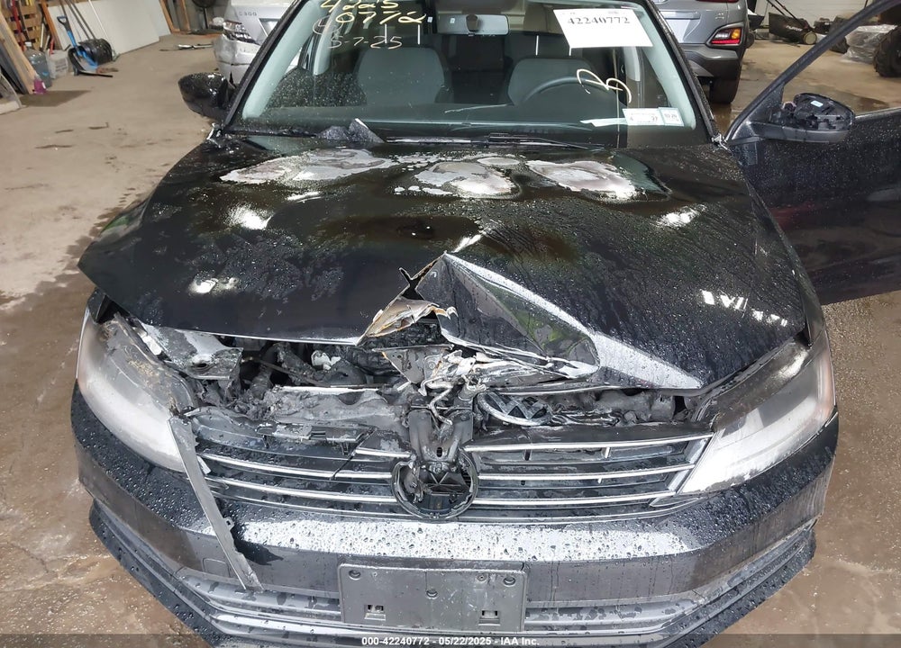 2018 VOLKSWAGEN JETTA VIN: 3VW2B7AJ0JM244181