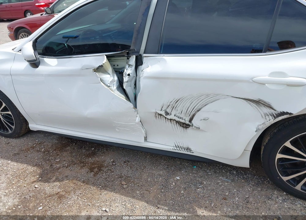 2020 TOYOTA CAMRY SE VIN: 4T1G11AK1LU862704