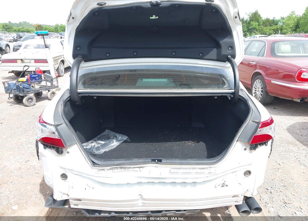 2020 TOYOTA CAMRY SE VIN: 4T1G11AK1LU862704
