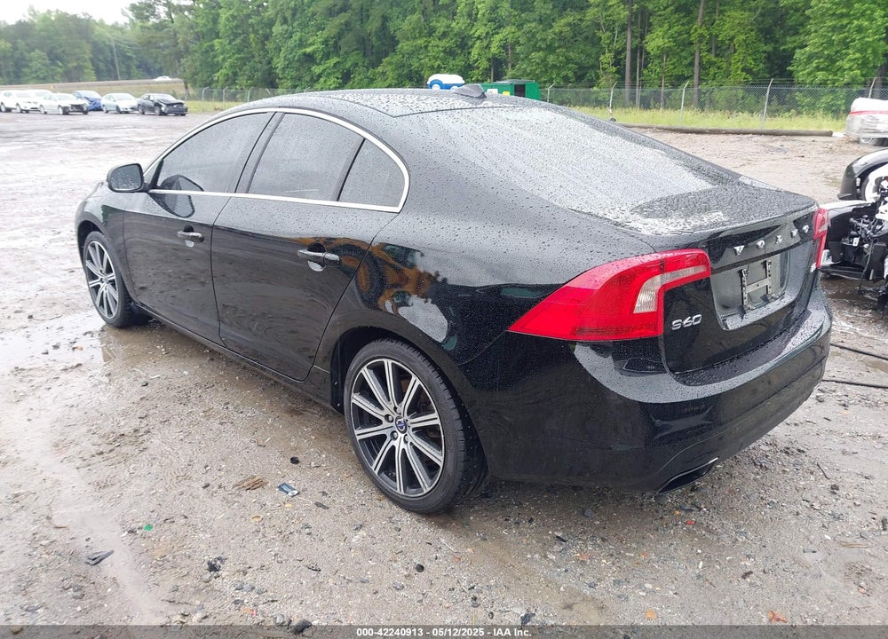 2015 VOLVO S60 VIN: YV126MFK6F1340144