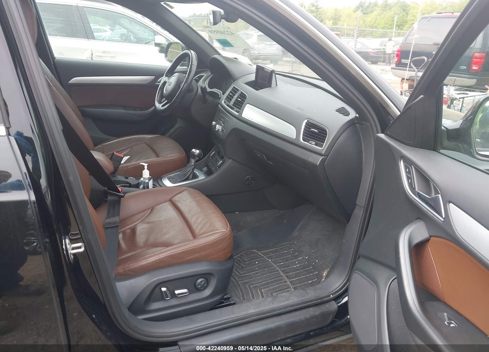 2017 AUDI Q3 2.0T PREMIUM VIN: WA1JCCFS2HR002405