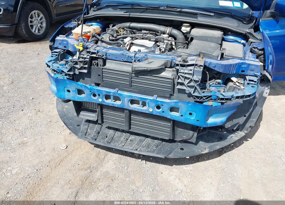 2018 FORD FOCUS SE VIN: 1FADP3FE8JL239433