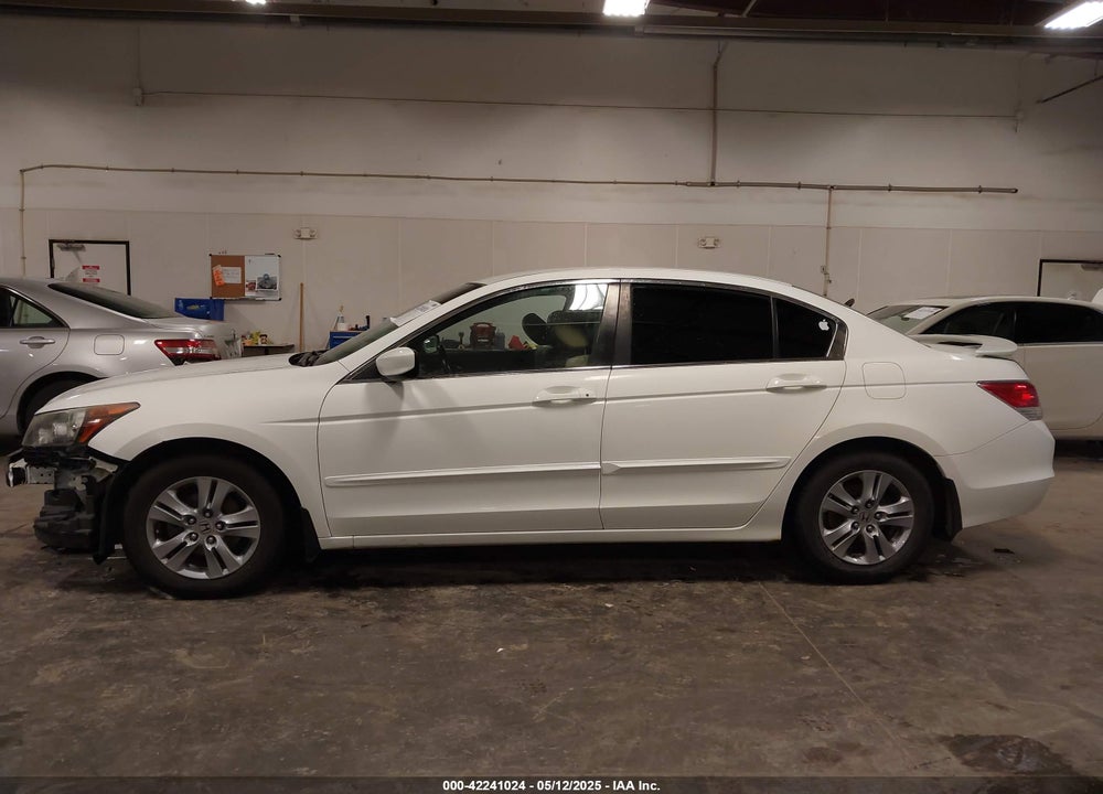 2011 HONDA ACCORD 2.4 SE VIN: 1HGCP2F62BA071652