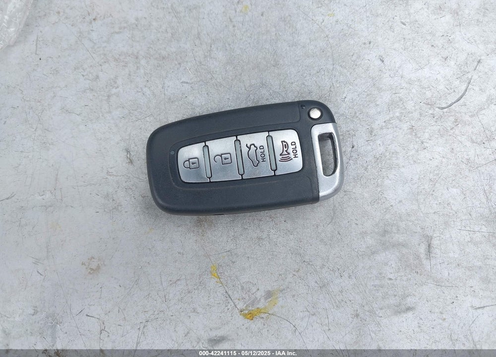 2011 HYUNDAI ELANTRA VIN: 5NPDH4AE3BH046925