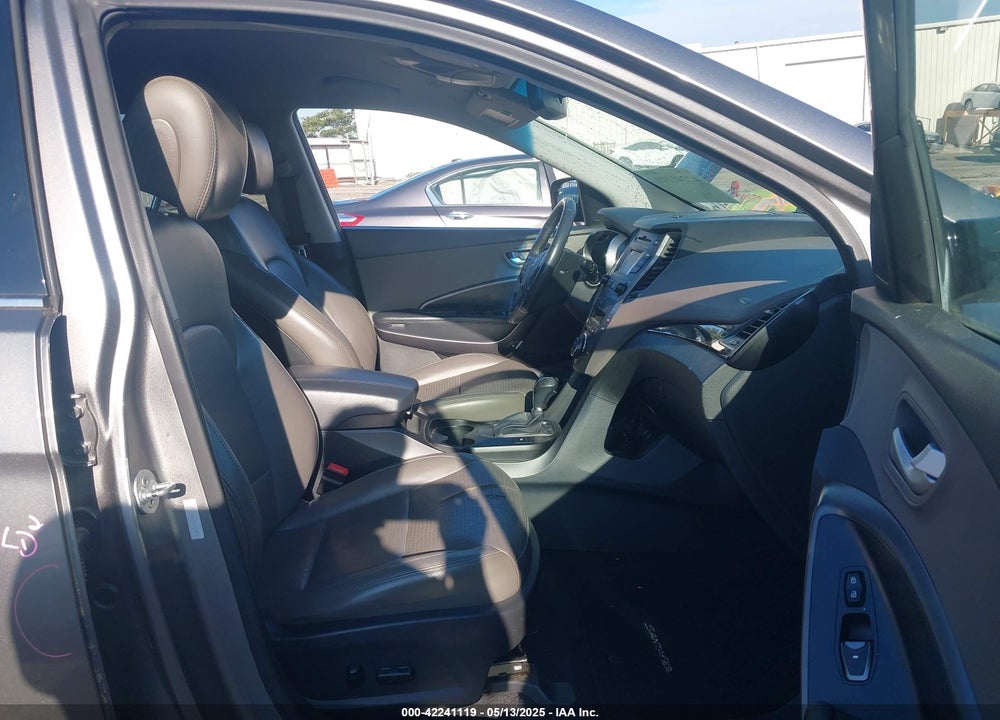 2013 HYUNDAI SANTA FE VIN: 5XYZU3LA1DG112226