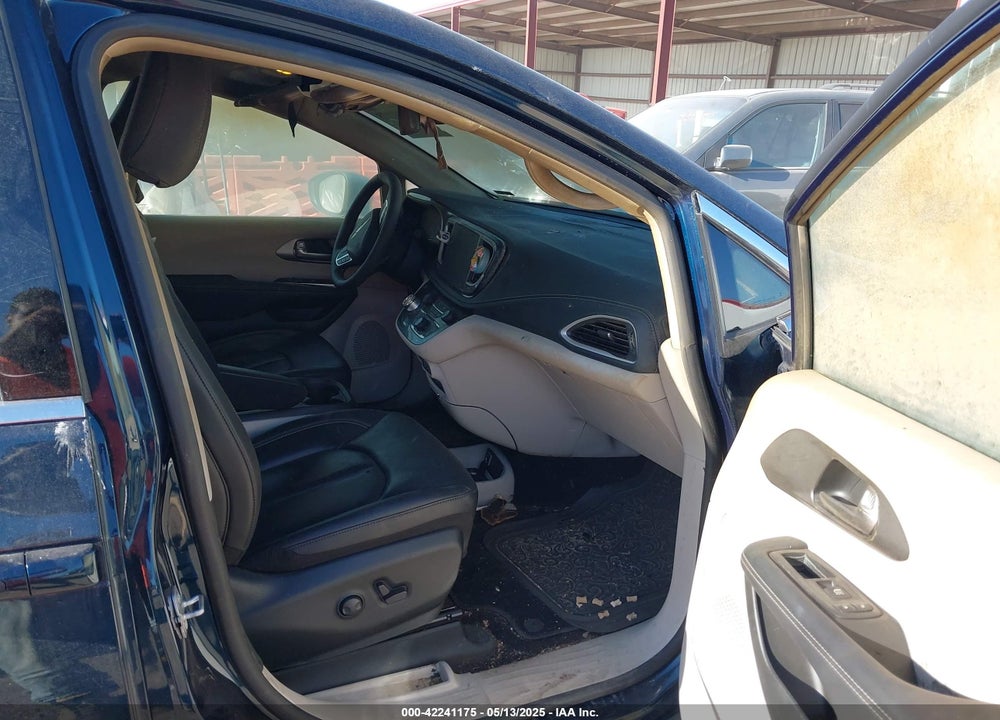 2023 CHRYSLER PACIFICA TOURING L AWD VIN: 2C4RC3BG0PR605159