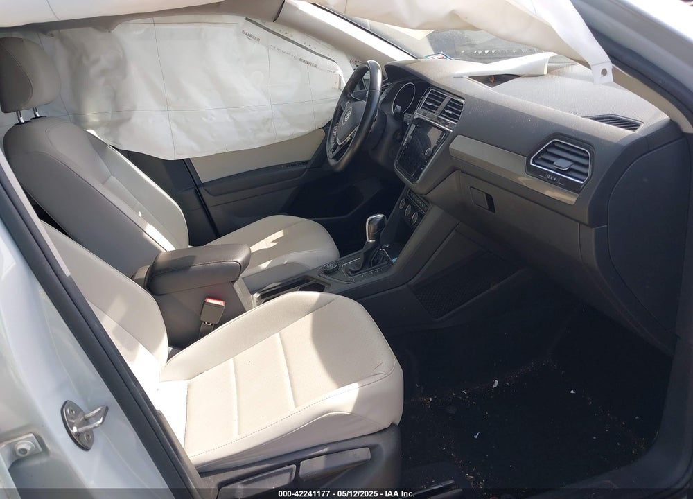 2019 VOLKSWAGEN TIGUAN 2.0T SE/2.0T SEL/2.0T SEL R-LINE/2.0T SEL R-LINE BLACK VIN: 3VV2B7AX8KM064490