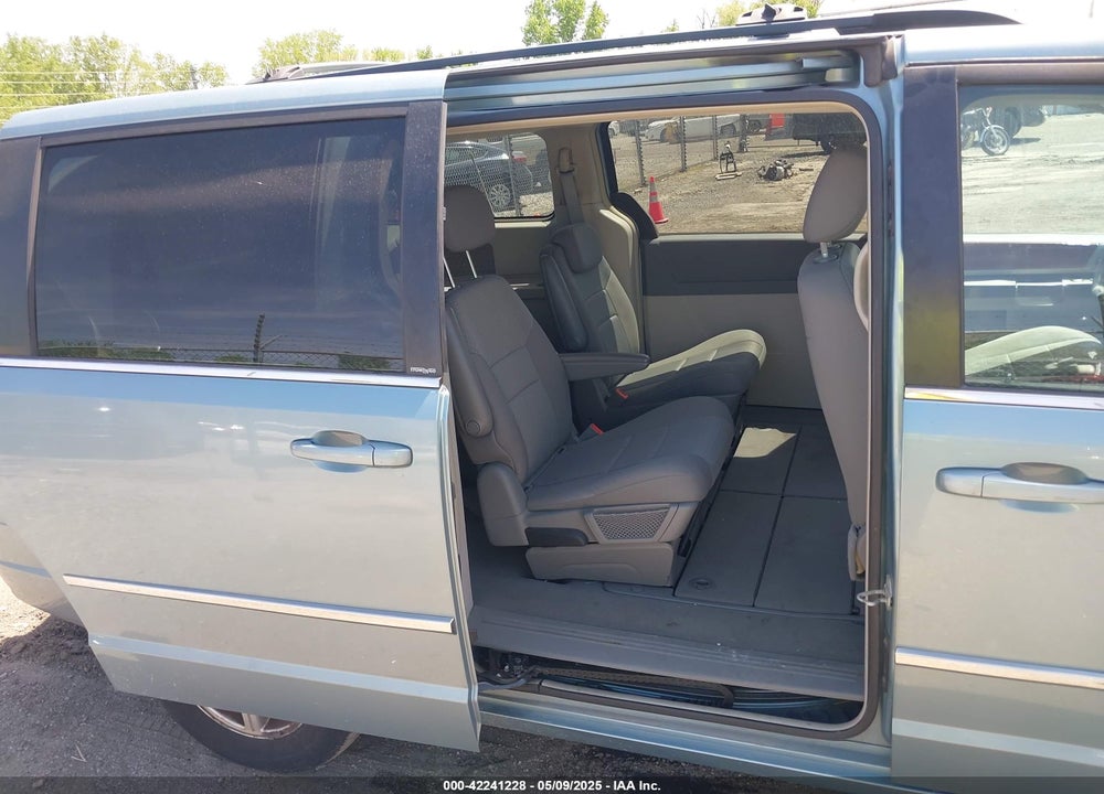 2009 CHRYSLER TOWN & COUNTRY TOURING VIN: 2A8HR54179R614354