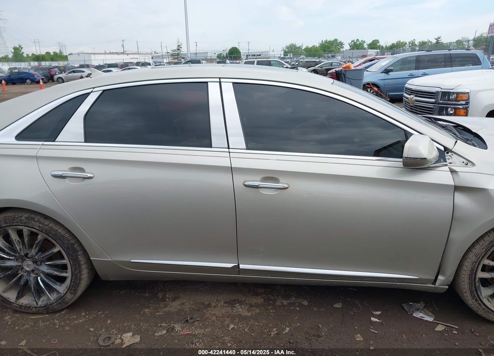 2014 CADILLAC XTS VIN: 2G61T5S31E9209179