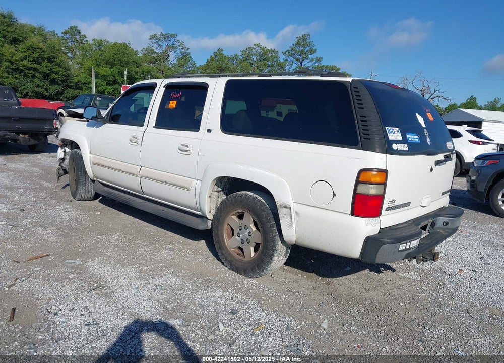 2005 CHEVROLET SUBURBAN 1500 LT VIN: 3GNEC16Z05G125924