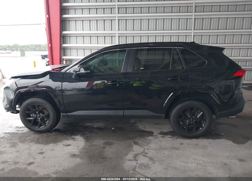 2022 TOYOTA RAV4 XLE VIN: 2T3W1RFV7NC183125