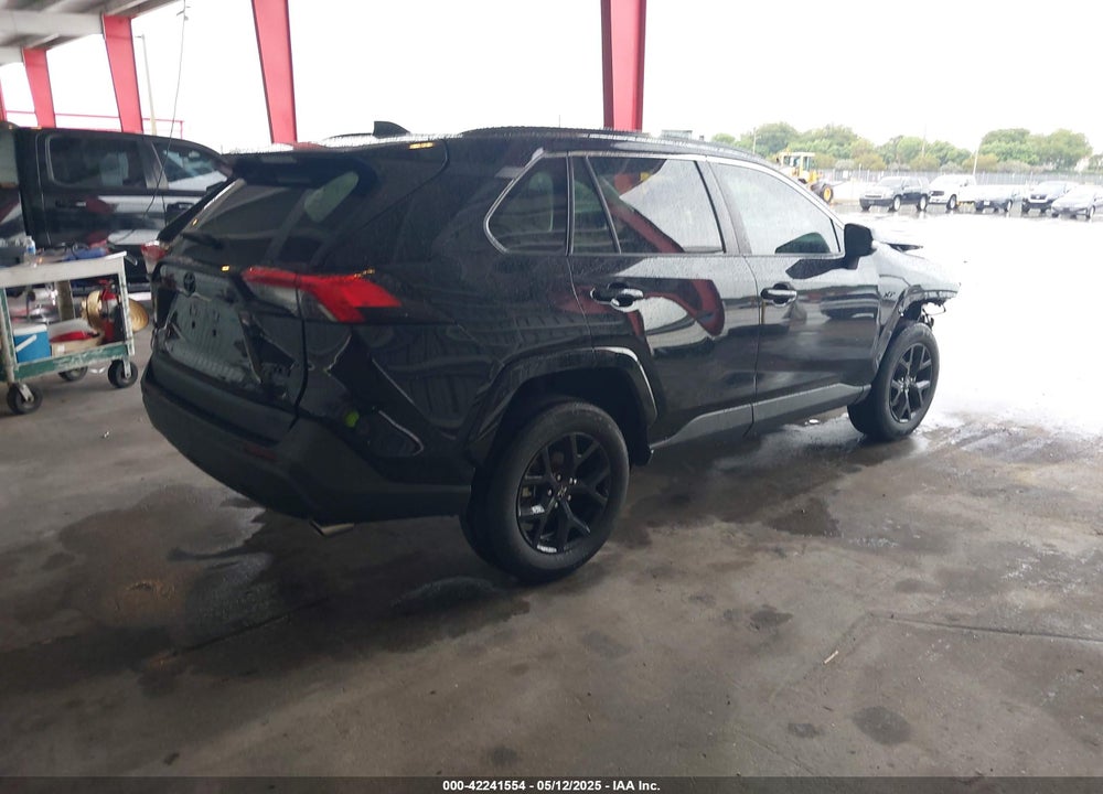 2022 TOYOTA RAV4 XLE VIN: 2T3W1RFV7NC183125