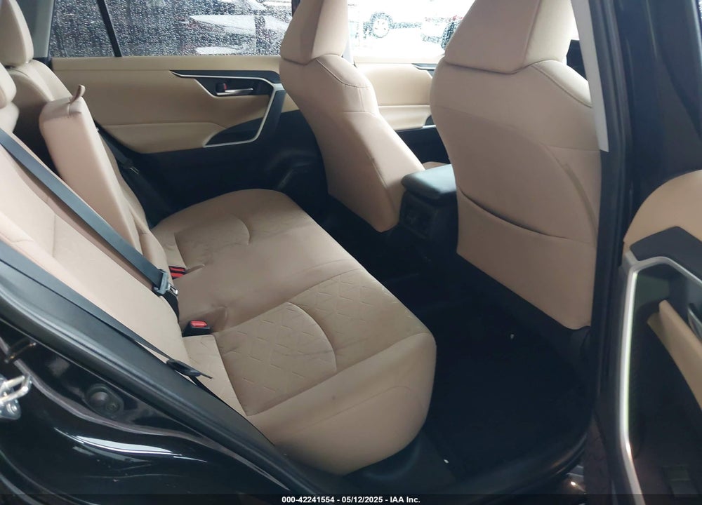 2022 TOYOTA RAV4 XLE VIN: 2T3W1RFV7NC183125