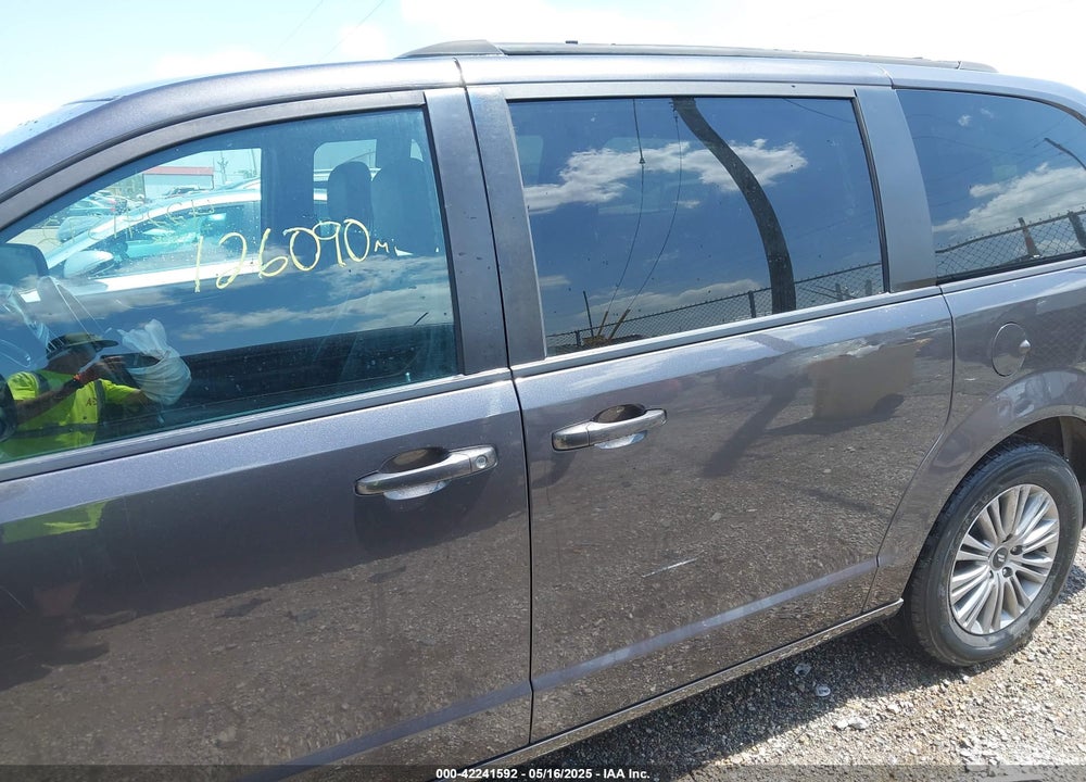2019 DODGE GRAND CARAVAN SXT 35TH ANNIVERSARY EDITION VIN: 2C4RDGCG9KR779632