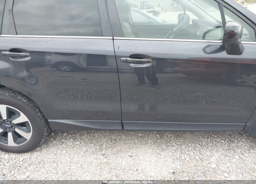 2017 SUBARU FORESTER VIN: JF2SJARC1HH519727