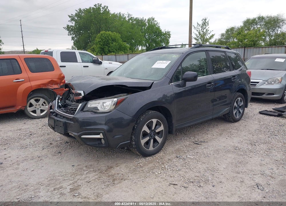 2017 SUBARU FORESTER VIN: JF2SJARC1HH519727