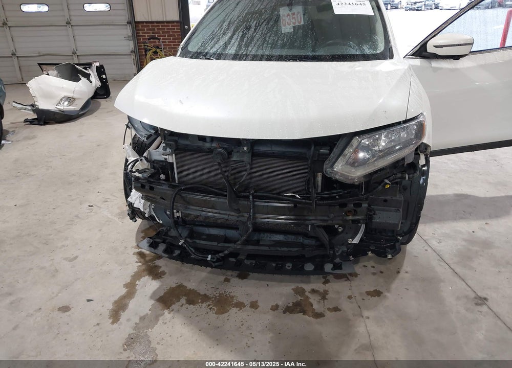 2016 NISSAN ROGUE VIN: JN8AT2MT5GW025807