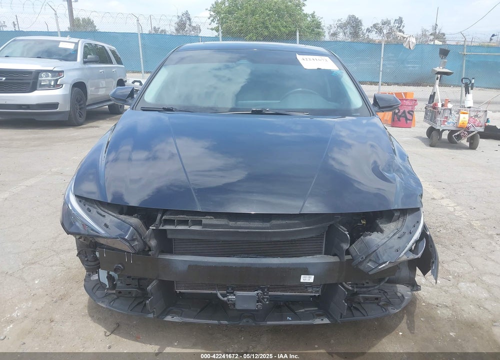 2022 HYUNDAI ELANTRA VIN: KMHLP4AG3NU356823