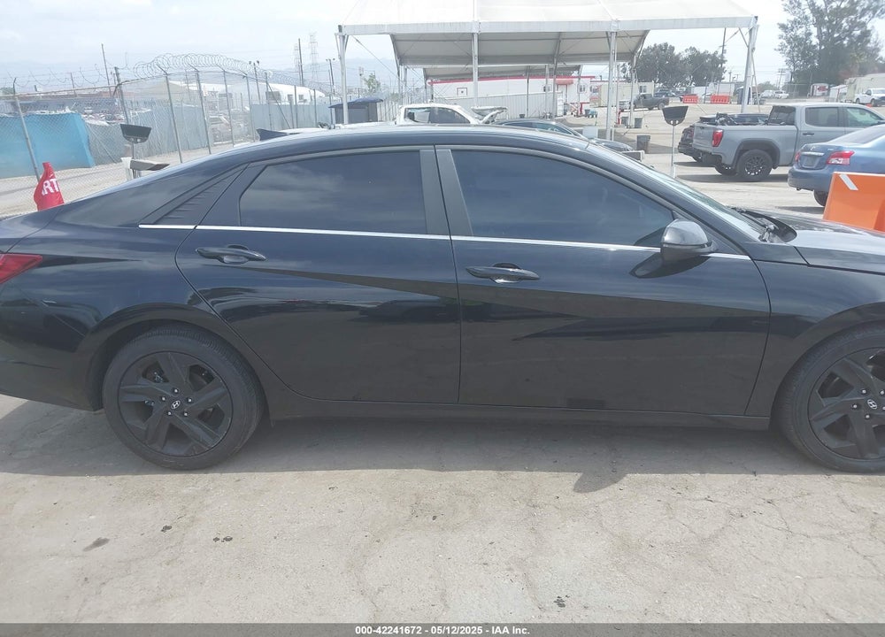 2022 HYUNDAI ELANTRA VIN: KMHLP4AG3NU356823