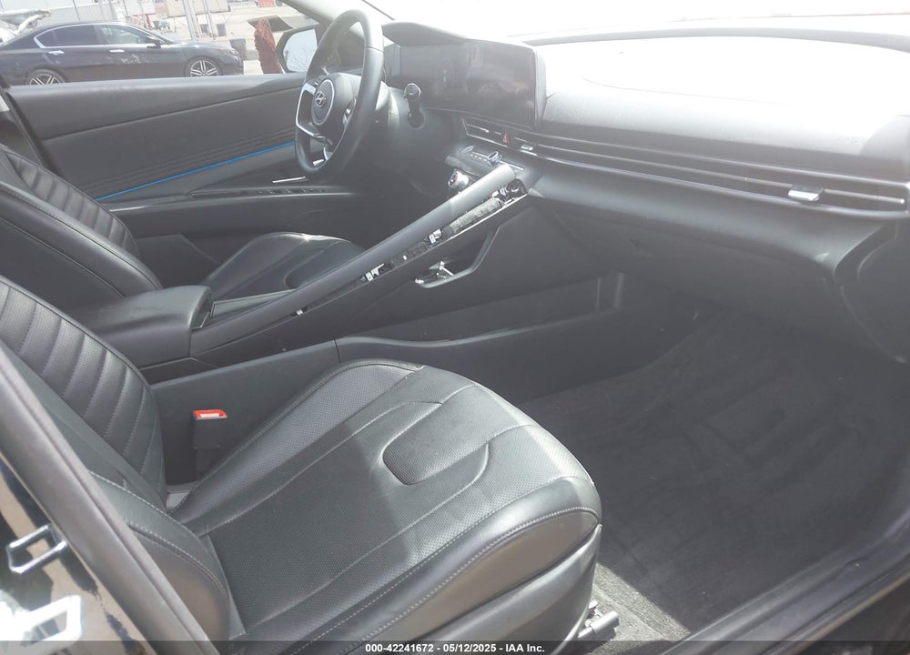 2022 HYUNDAI ELANTRA VIN: KMHLP4AG3NU356823