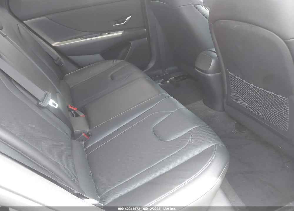 2022 HYUNDAI ELANTRA VIN: KMHLP4AG3NU356823