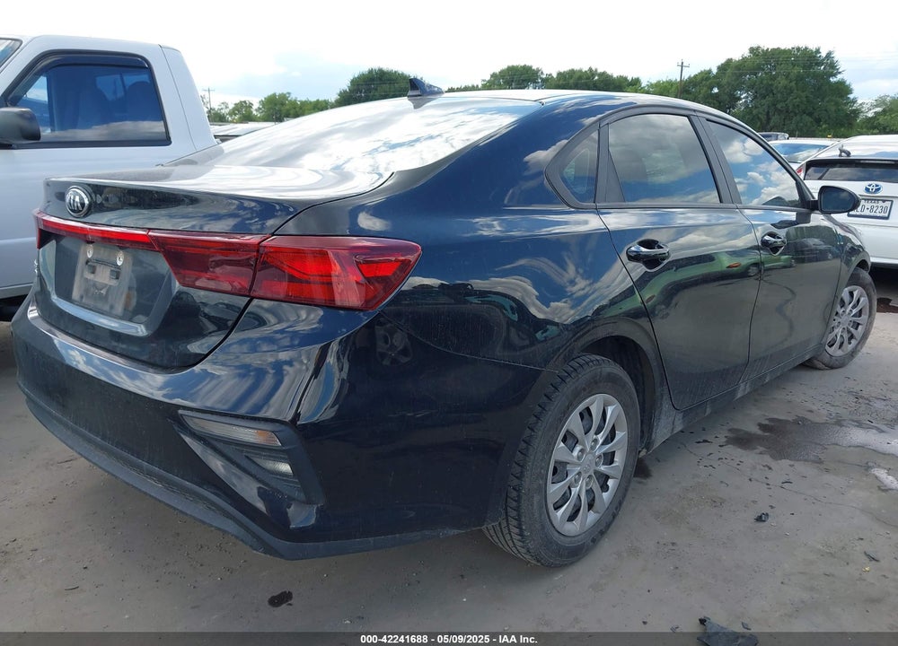2021 KIA FORTE FE VIN: 3KPF24AD3ME405280