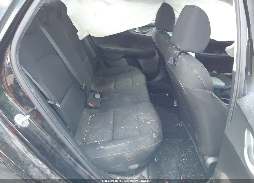 2021 KIA FORTE FE VIN: 3KPF24AD3ME405280