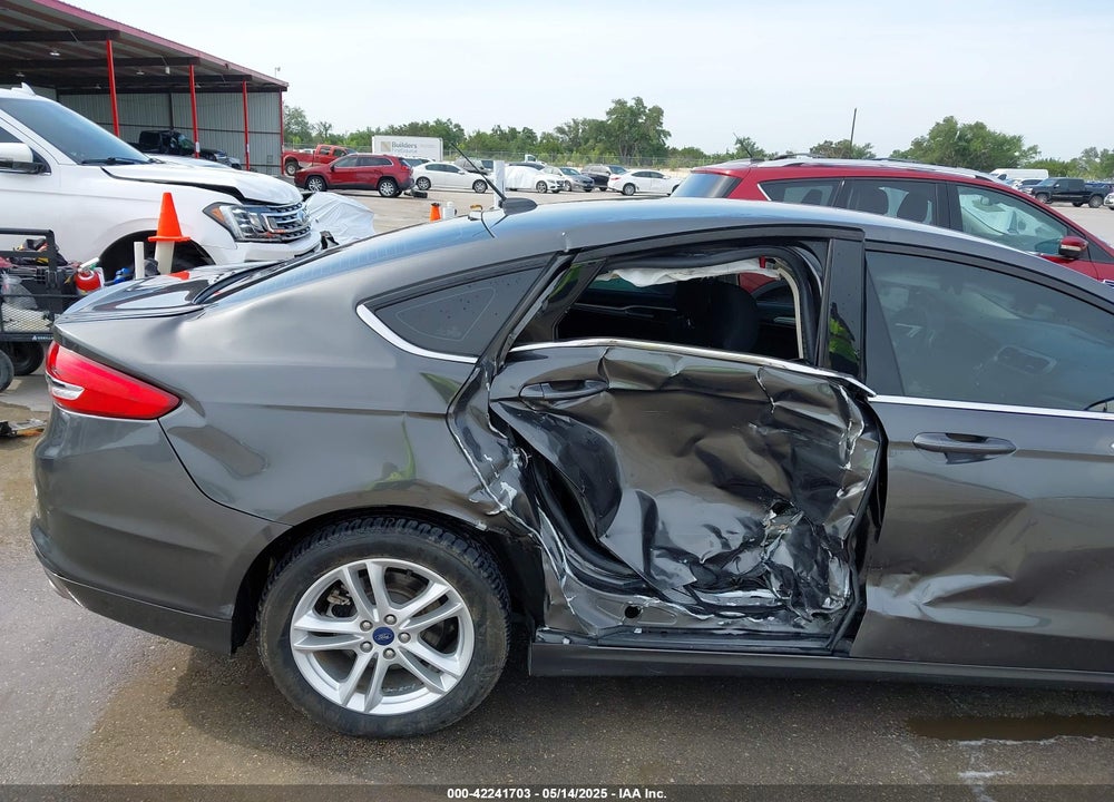 2018 FORD FUSION VIN: 3FA6P0H71JR271213