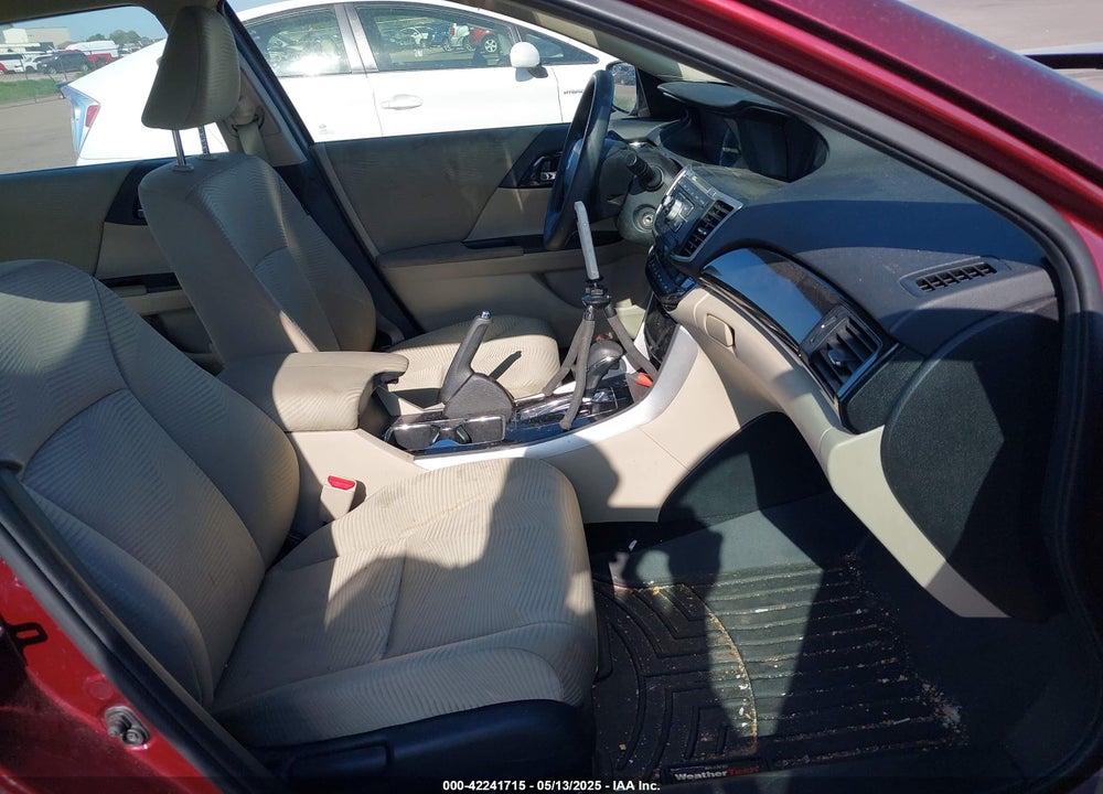 2016 HONDA ACCORD VIN: 1HGCR2F38GA025704