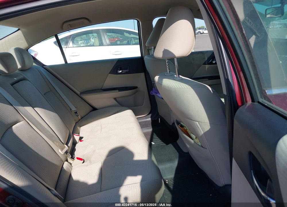 2016 HONDA ACCORD VIN: 1HGCR2F38GA025704
