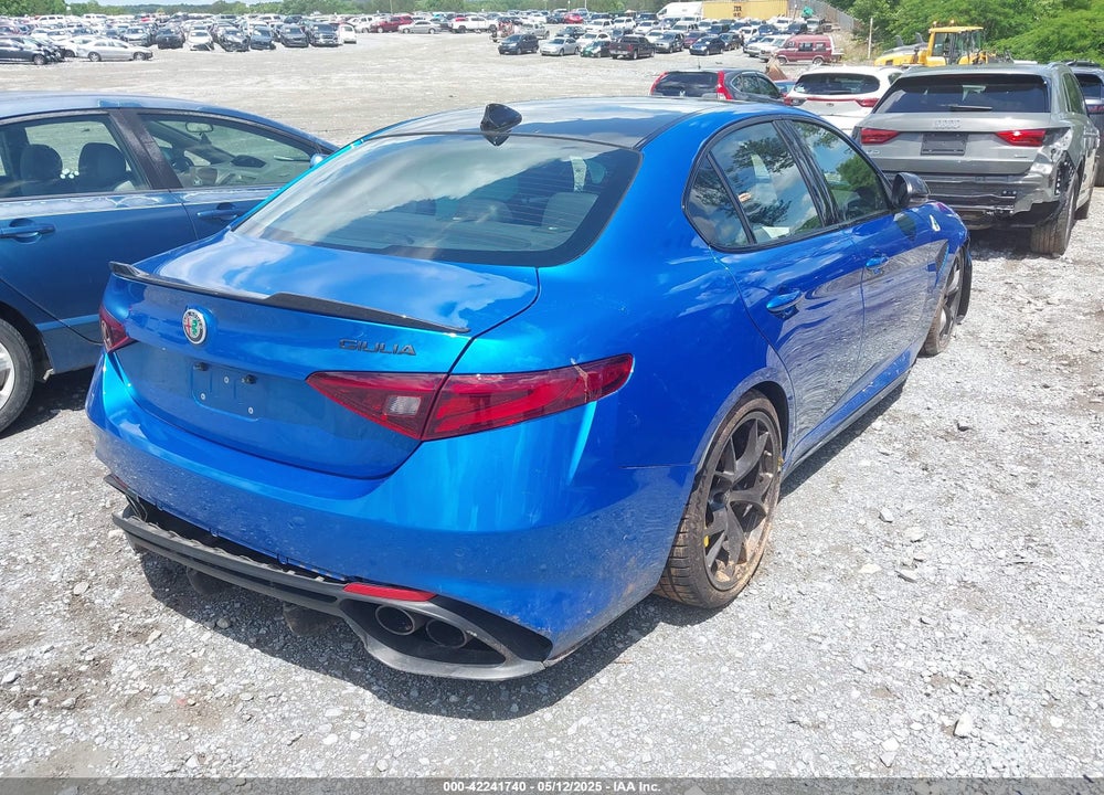 2021 ALFA ROMEO GIULIA VIN: ZARFAMEV1M7648209